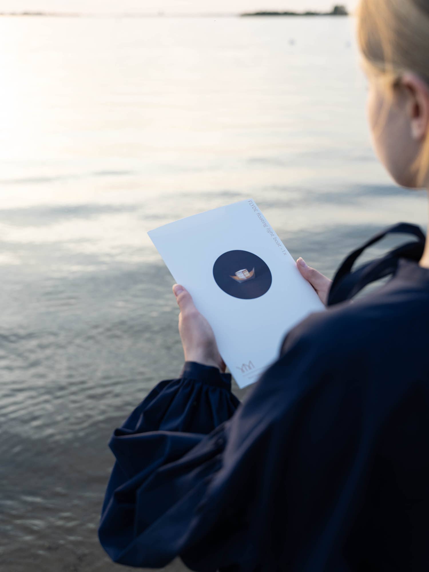 Jurianne Matter - Wholesale Decorative Tabletop Object - FLYDE floating lightboat4