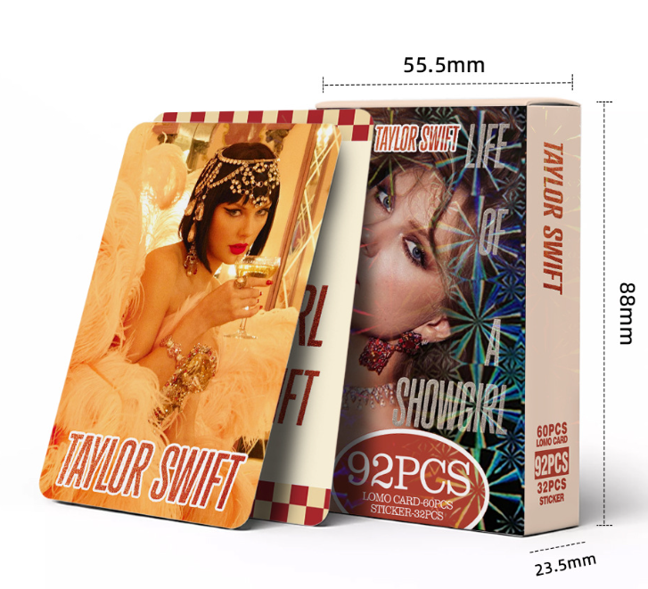 Auraquise - Vente Jeux de cartes - Ensemble de Photocartes Taylor Swift « La Vie d'une Showgirl » 92pcs Cartes LOMO Recto-Verso Album Merch4