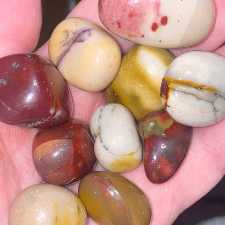 Tumble di cristallo di Mookaite per la vendita all'ingrosso da parte di Moon River Designs