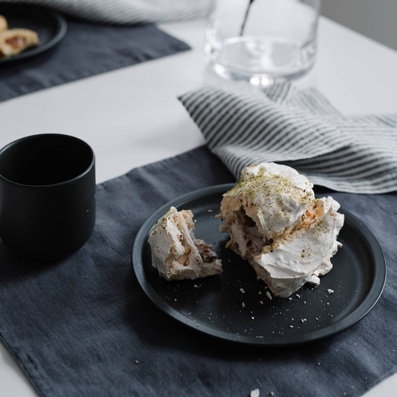 Linen Tales (We cover U.S. import duties) - Wholesale Dinner & Cloth Napkin - Thin Black Stripes Linen Napkins Set of 21