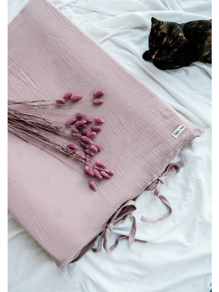 We Call It Love – Cobertor de cama - Crianças e bebés por atacado – Puslepude betræk - Køb lækkert vaskbart betræk til puslepude her9