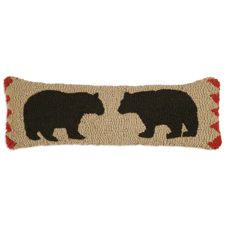 Cojín beige de 20 x 61 cm con diseño manual de dos osos negros para venta al por mayor de Chandler 4 Corners