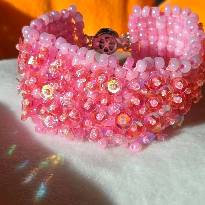 Fiona Accessories - Wholesale Beaded Bracelet - Sequin Handmade Beaded Bracelet button closure (mix)