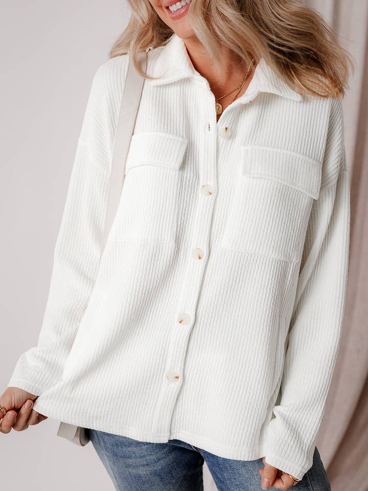 Giacca a maniche lunghe in velluto a coste con bottoni. per la vendita all'ingrosso da parte di PRETTY BASH