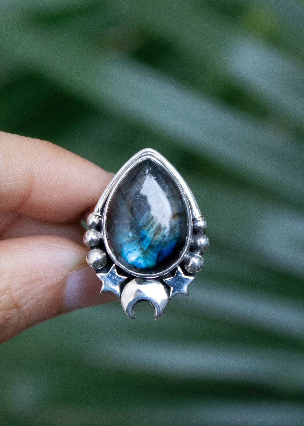 Ambra Jewels - Wholesale Cocktail/Statement Ring - Celestial Whisper: Labradorite Ring, AR-70904