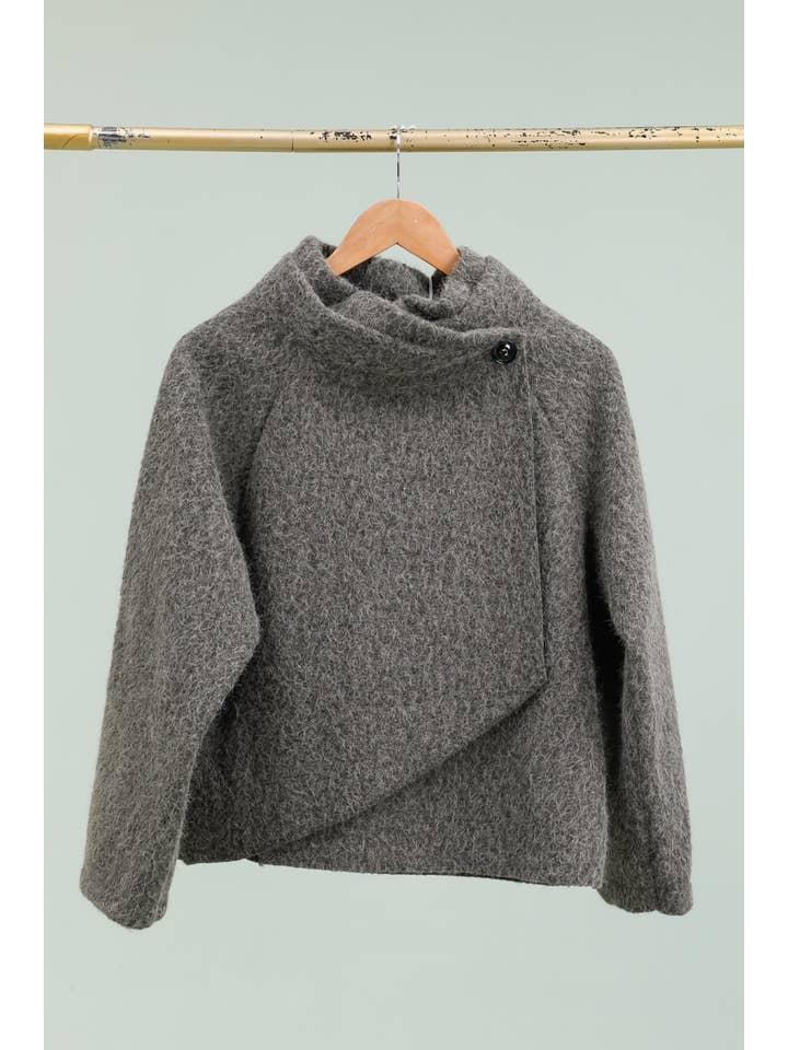 la maison des fibres naturelles - Wholesale Varsity/Baseball Jacket - Women's - kimono style jacket 09663 90% polyester 10% wool13