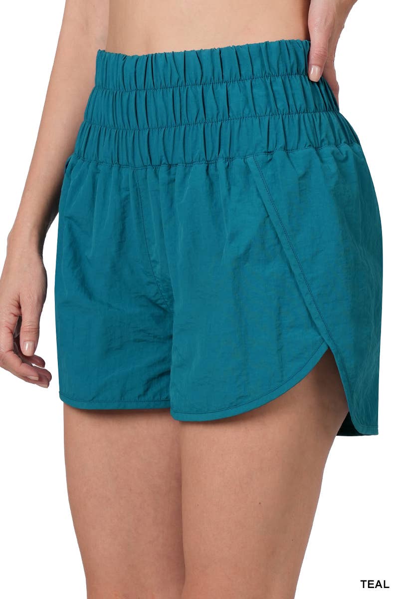 42POPS - Vente Short – femme - Short coupe-vent avec doublure et poche arrière en mesh35