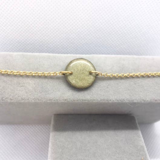 La Chaumière à Bijoux – Engroshandel Armbånd med vedhæng – Forgyldt holografisk sand armbånd