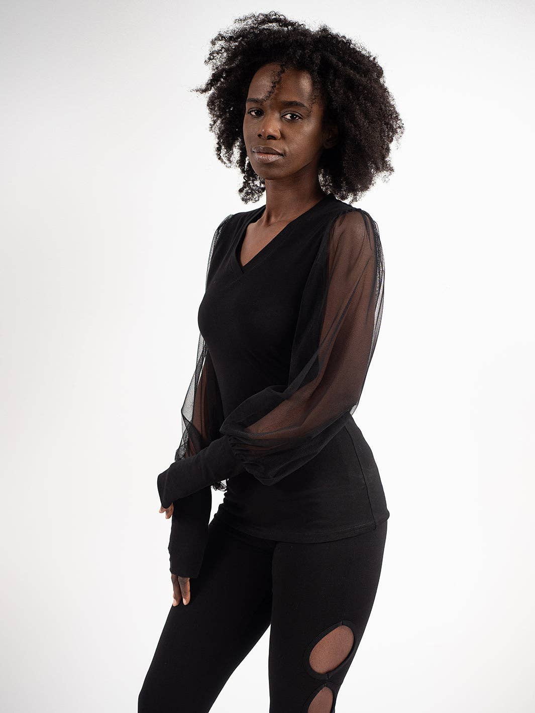 Metamorphoza – Engroshandel Bluse - Dame – Bluse med meshærmer og V-udskæring6