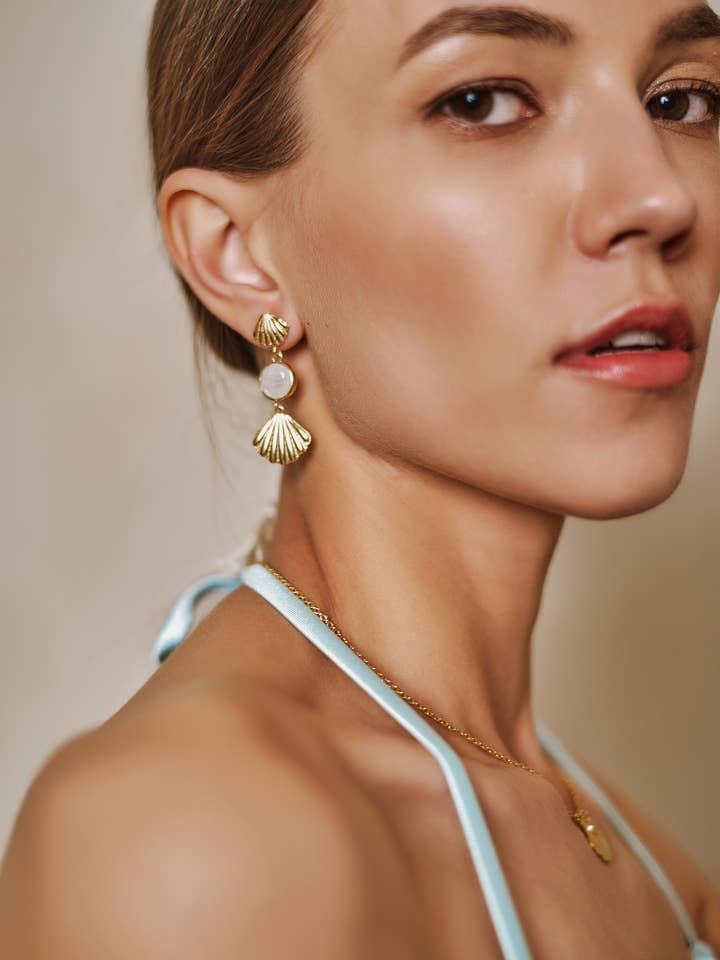 Mare Seashell Earrings for wholesale by www.decoletthelabel.com