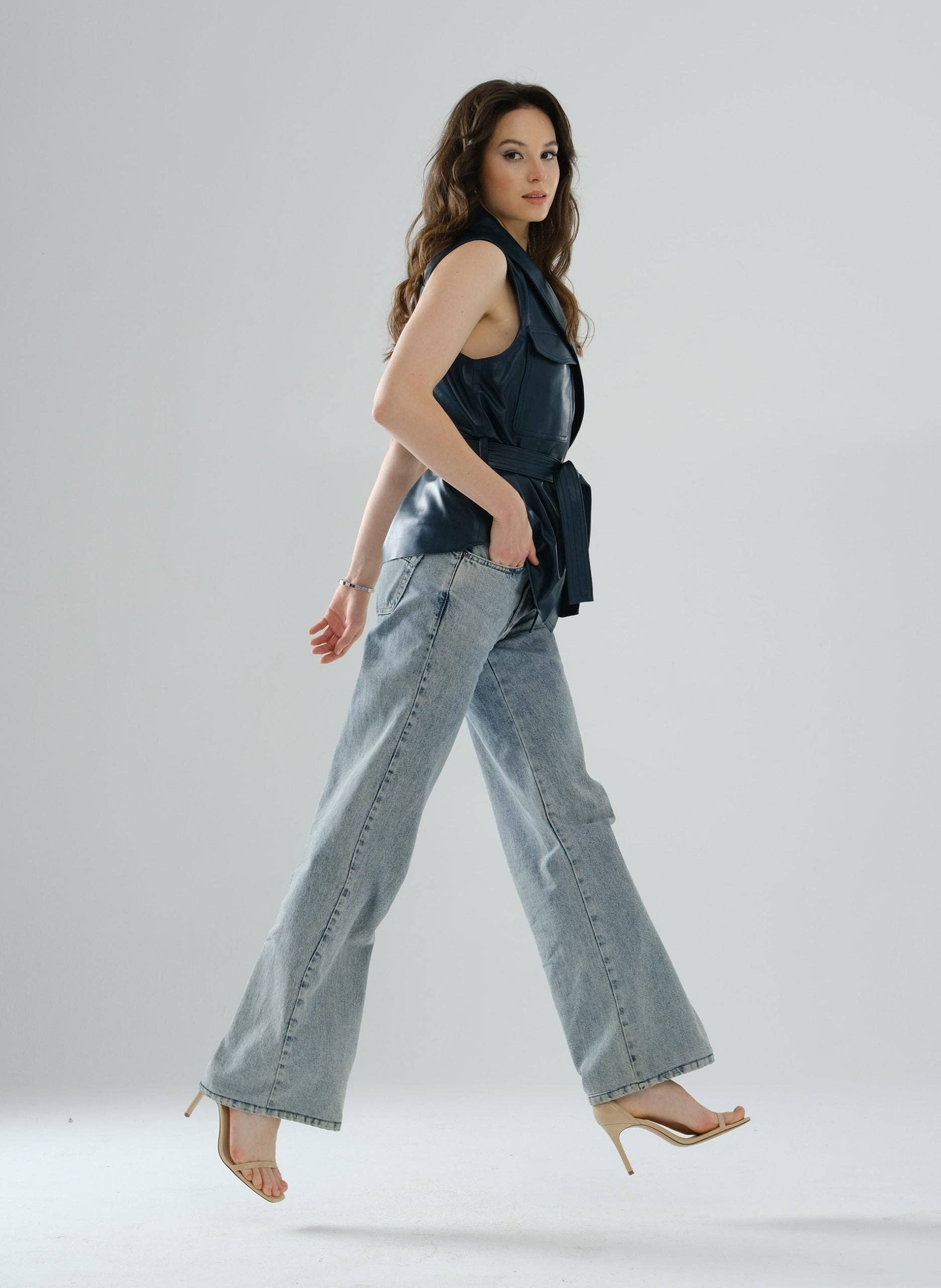 DUE2store – Großhandel Oberbekleidungsweste – Damen – Safari-Lederweste – Petrol6