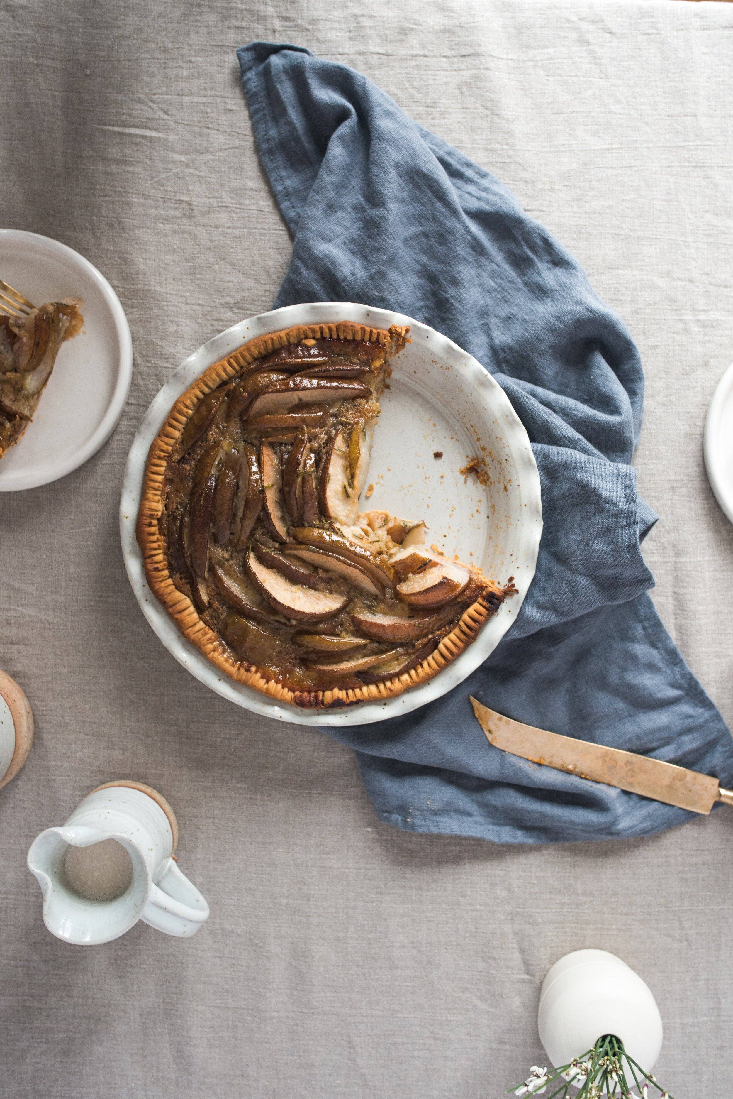 Sage Valley Pottery - Wholesale Baking Dish - Pie Dish4