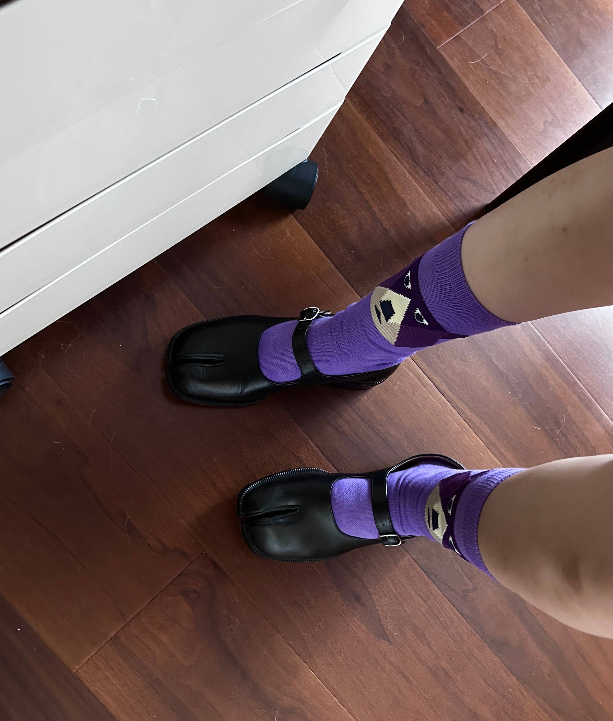 Purple Bear Socks | Semibold Lavender Bear Athleisure Crew Socks for wholesale on Faire8