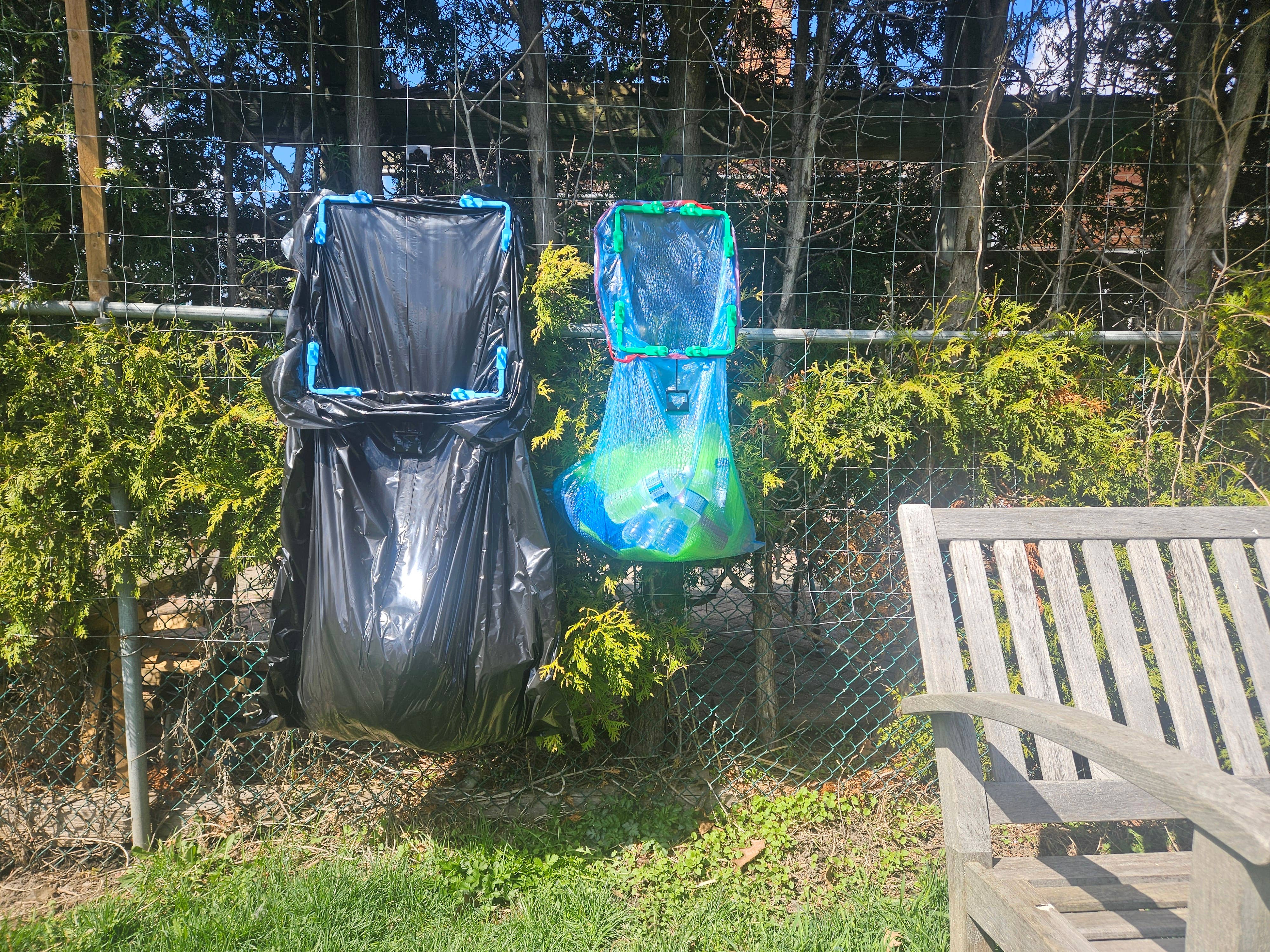 BagEZ - Wholesale Rubbish can/Rubbish bin - BagEZ Trash Bag Holder: Large10