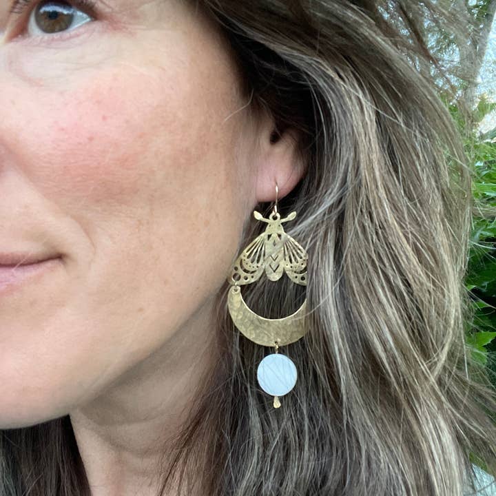 Fluff Hardware - Vendita all'ingrosso Orecchini pendenti - Orecchini Luna Moth1