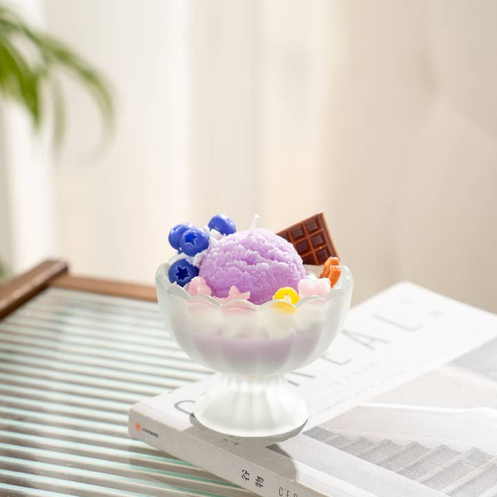 Vegas Candle - Vente Bougies piliers - Bougie artisanale à la myrtille glacée 5,6 oz (faite à la main)1