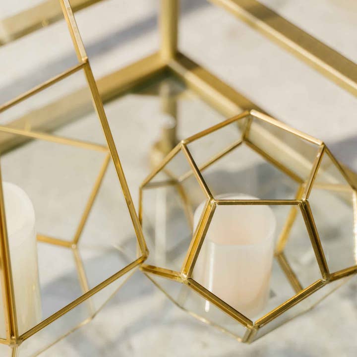 Portofino International Trading, USA - Wholesale Terrarium - Tall Hexagon Terrarium - 7.5" x 6.5"4