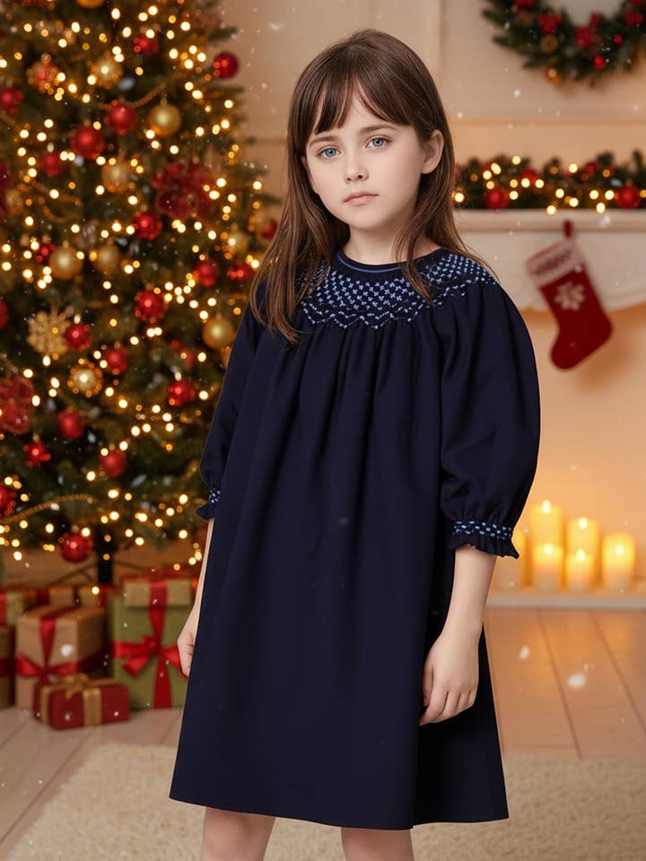 Vestido Bispo de Manga Comprida Azul Marinho em Veludo Cotelê com Bordado Geométrico e Pérolas por atacado de Hello Bebes!
