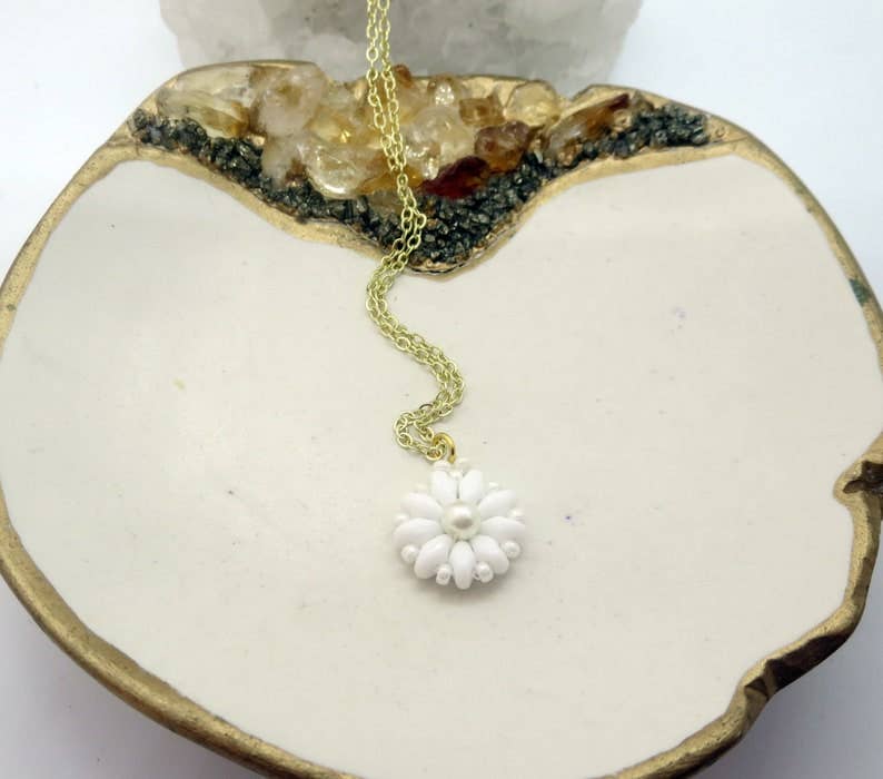 Jewels For Hope - Wholesale Pendant/Charm Necklace - Daisy Flower Necklace, Spring Pendant, Floral Jewelry2