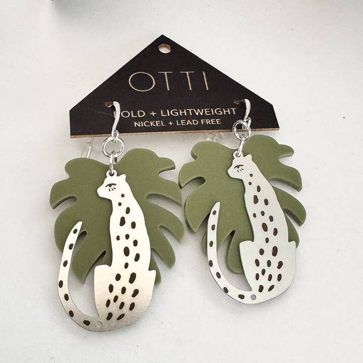 Vacation Vibes Lightweight 2-Layer Leopard Earrings: SILVER for wholesale by OTTI