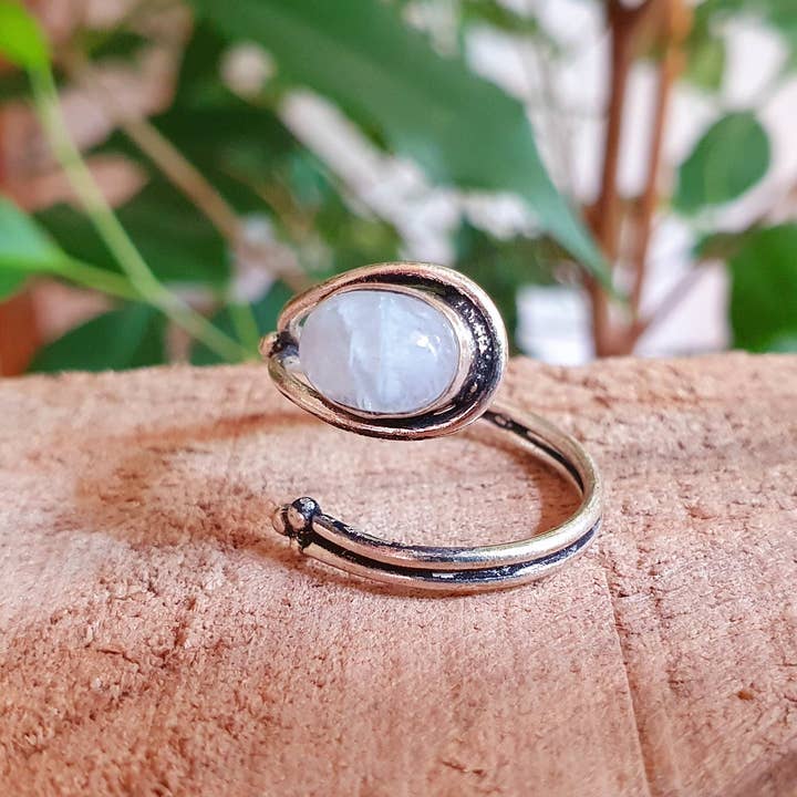 Kaali Boutique – wholesale Multi-stone ring – Ethnic style Silver & Moonstone Ring / Adjustable / Boho / Bohemian / Psy / Rustic / Tribal / Gypsy / Festival / Healing / Festival5