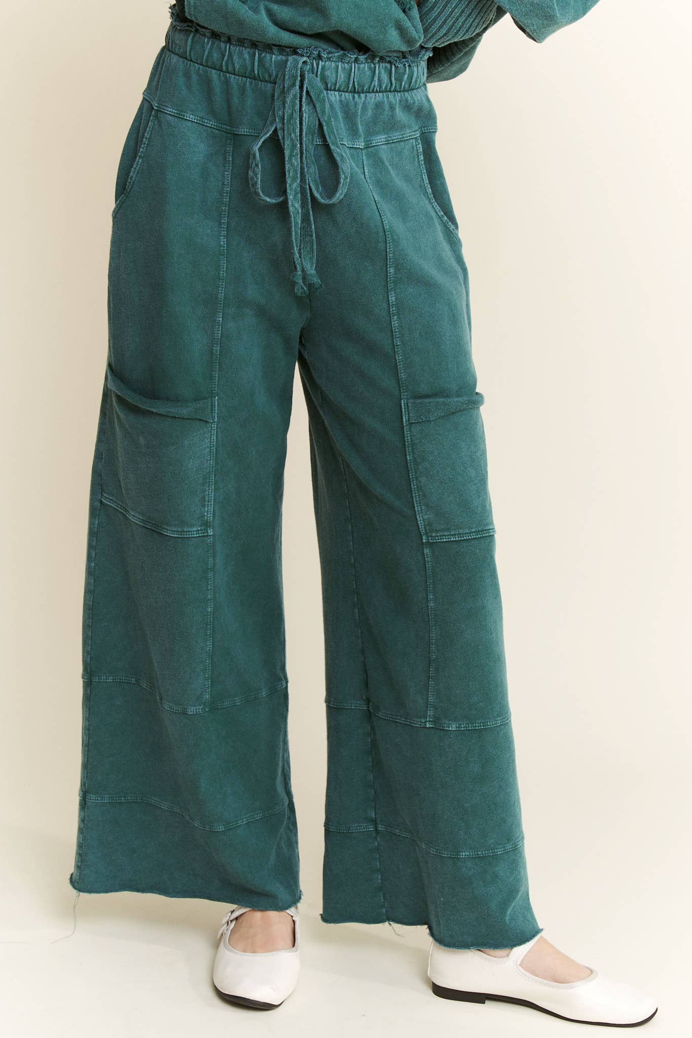 J.Her - Wholesale Pants - Women's - BEST Mineral Wash Wide leg Cropped pants HP552426