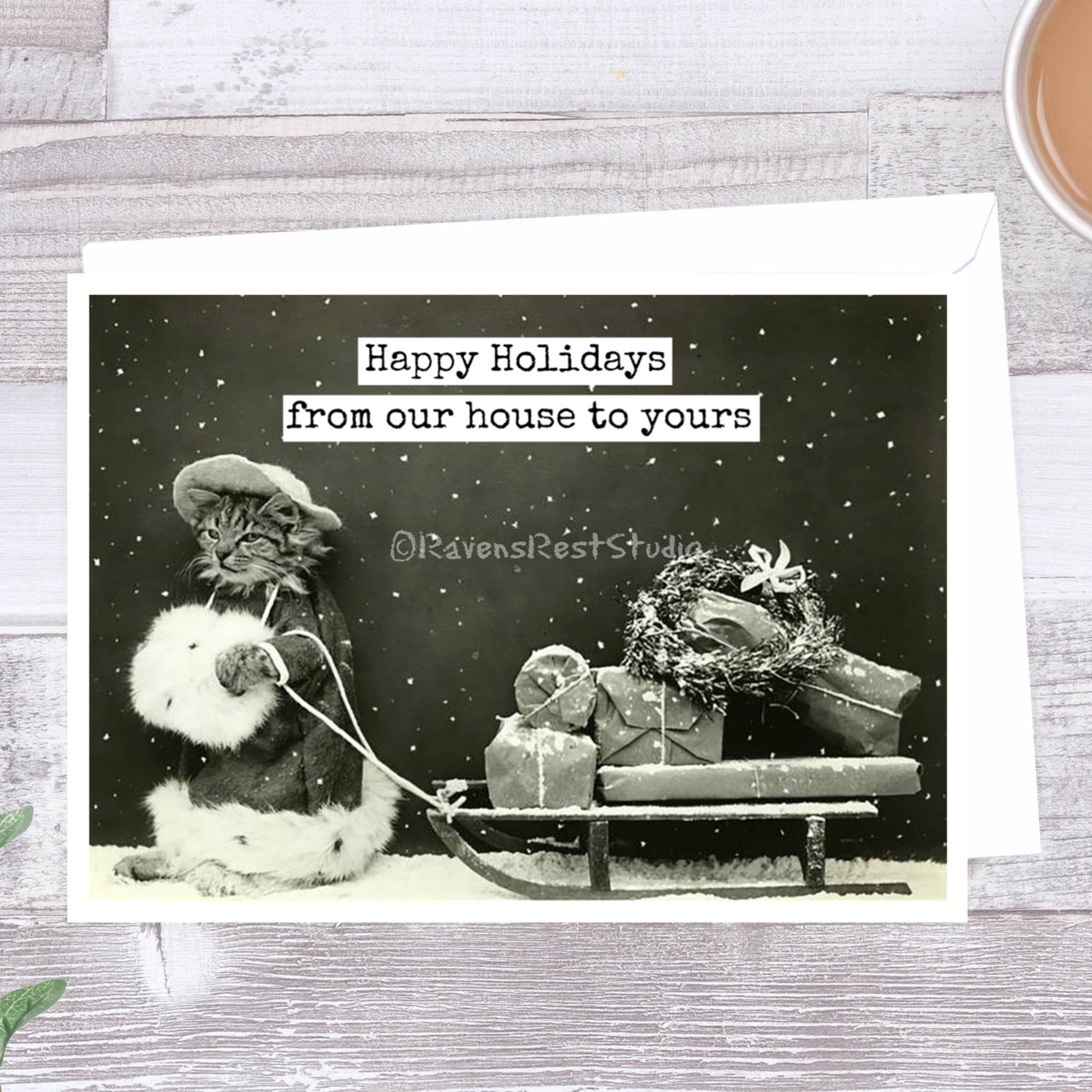 Raven's Rest Studio – Engroshandel Julekort – Glædelig ferie fra vores hus til dit. Julekort.1