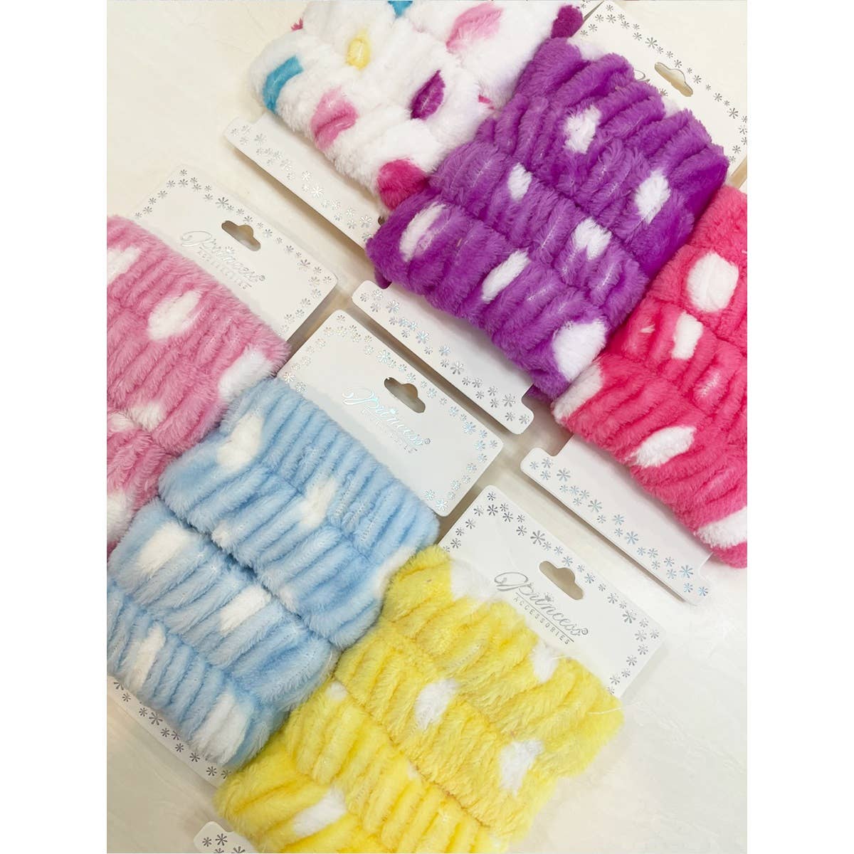 MIX COLOR 2-pc Polkadot Face Wash Wristband Set for wholesale on Faire4