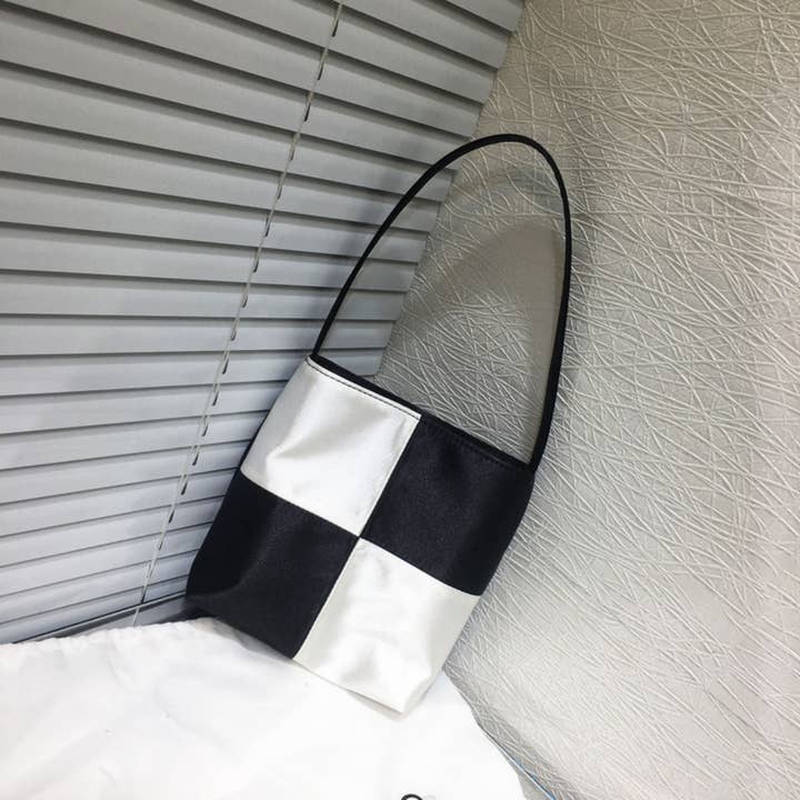 SueSilkHK – wholesale Shoulder bag – women's – Elegant Vintage Style Satin Colorblocking Women's Bag - With Featured Synthetic Fabric