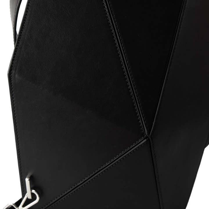 veni morgan - Wholesale Backpack - Women's - mako in black leather6