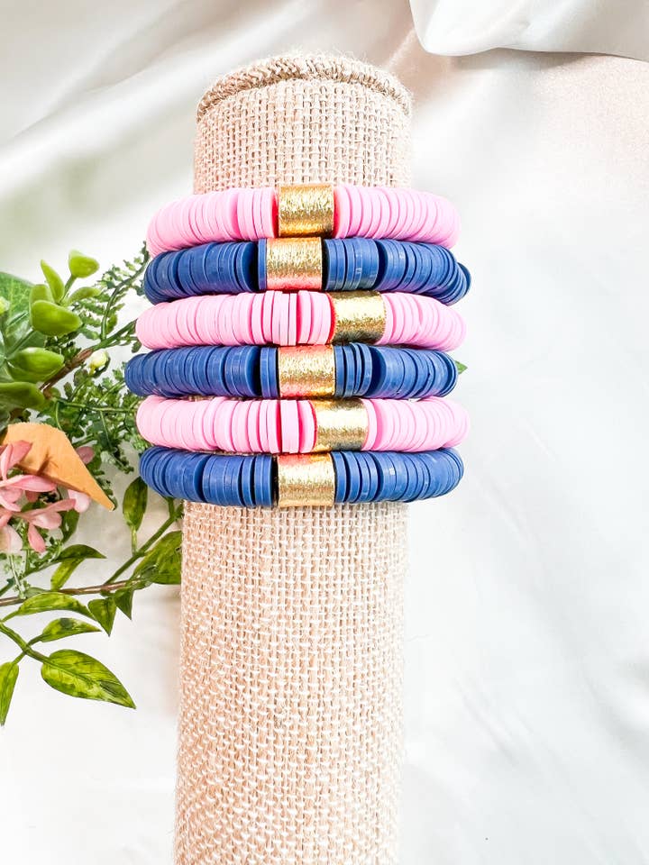 Bracelet extensible Heishi pour la vente par Emily Anne Co