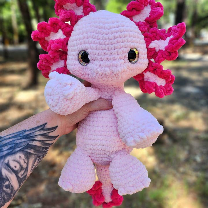 Anh2 LTD - Wholesale Stuffed/Plush Toy - Kids & Baby - Bubbles the Axolotl Crochet, Handmade Stuffed Toy