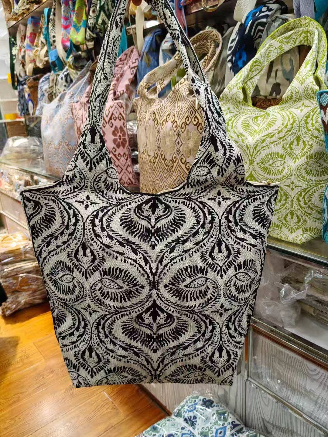 EmberLoom - Wholesale Beach Bag - Women Ikat Print Unique Beach Bag with Colorful Pattern4