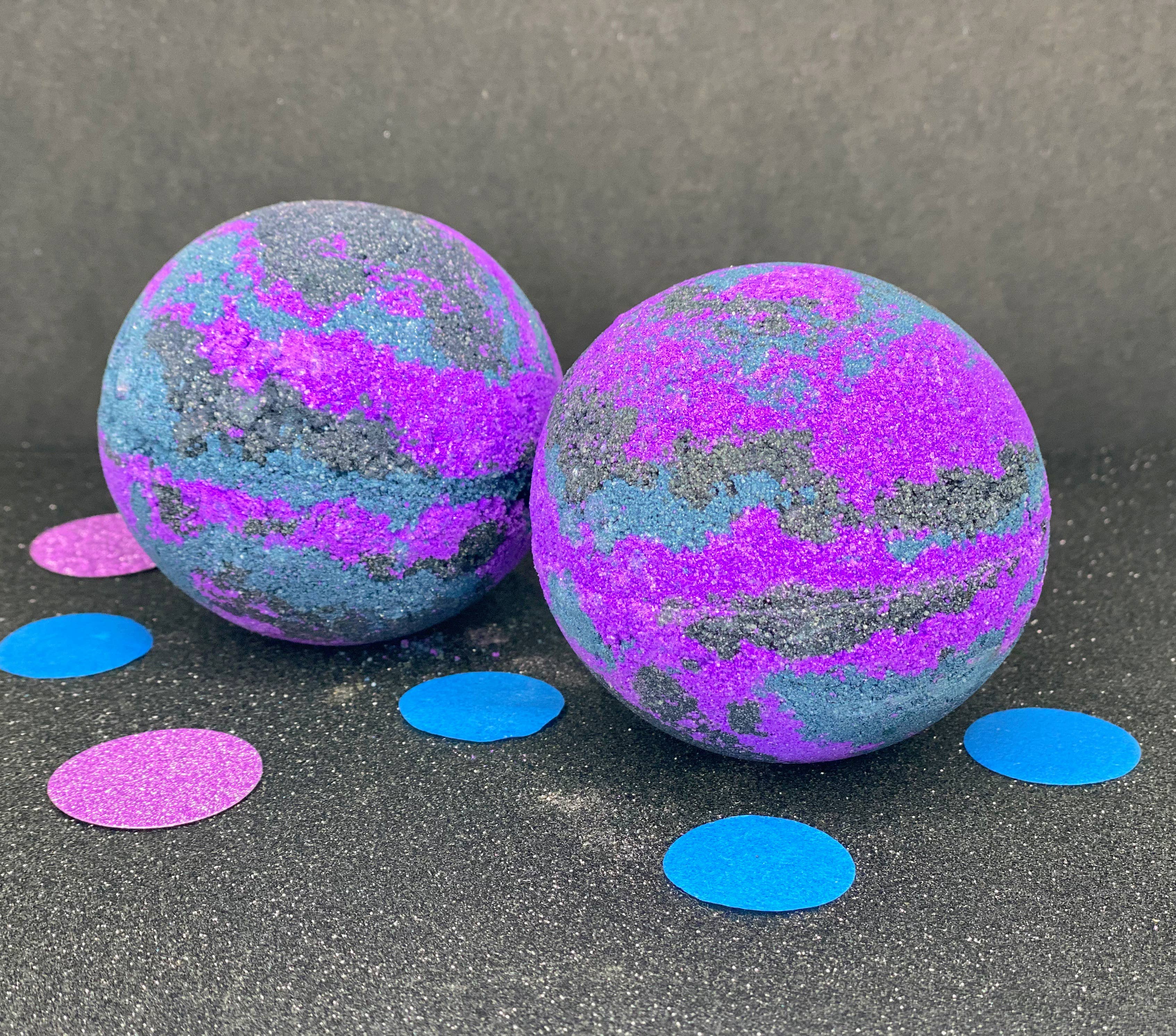 Heavenly Bubbles – wholesale Bath bomb/fizz – Handmade Galaxy Large XL Sphere Blackcurrant Bath Bomb5