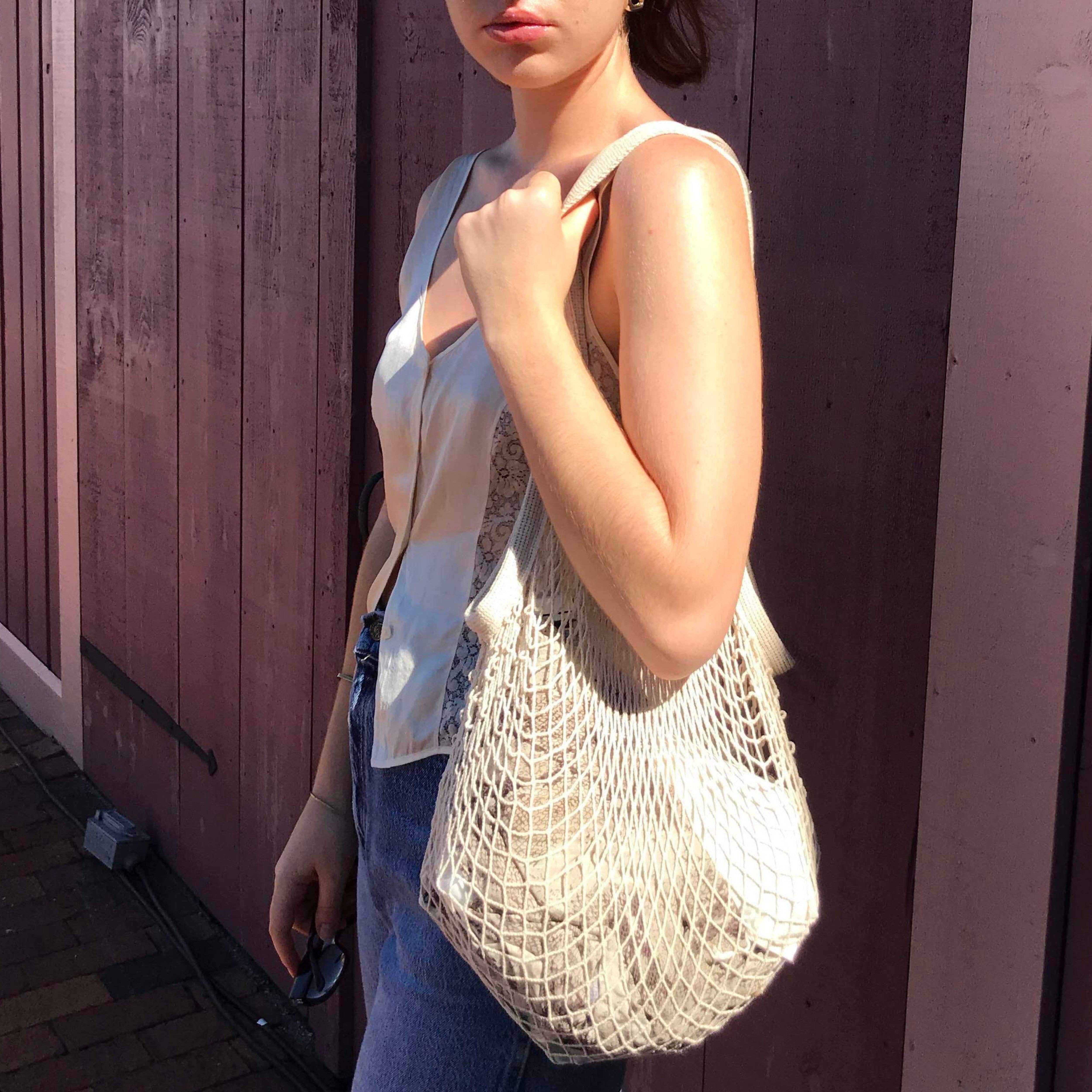 the french market bag no.2 in natural for wholesale on Faire2