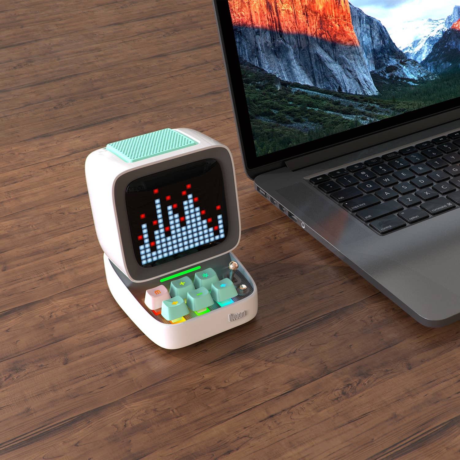 Mad Monkey GmbH - Wholesale Speakers - Bluetooth speaker in the style of a retro computer Divoom2