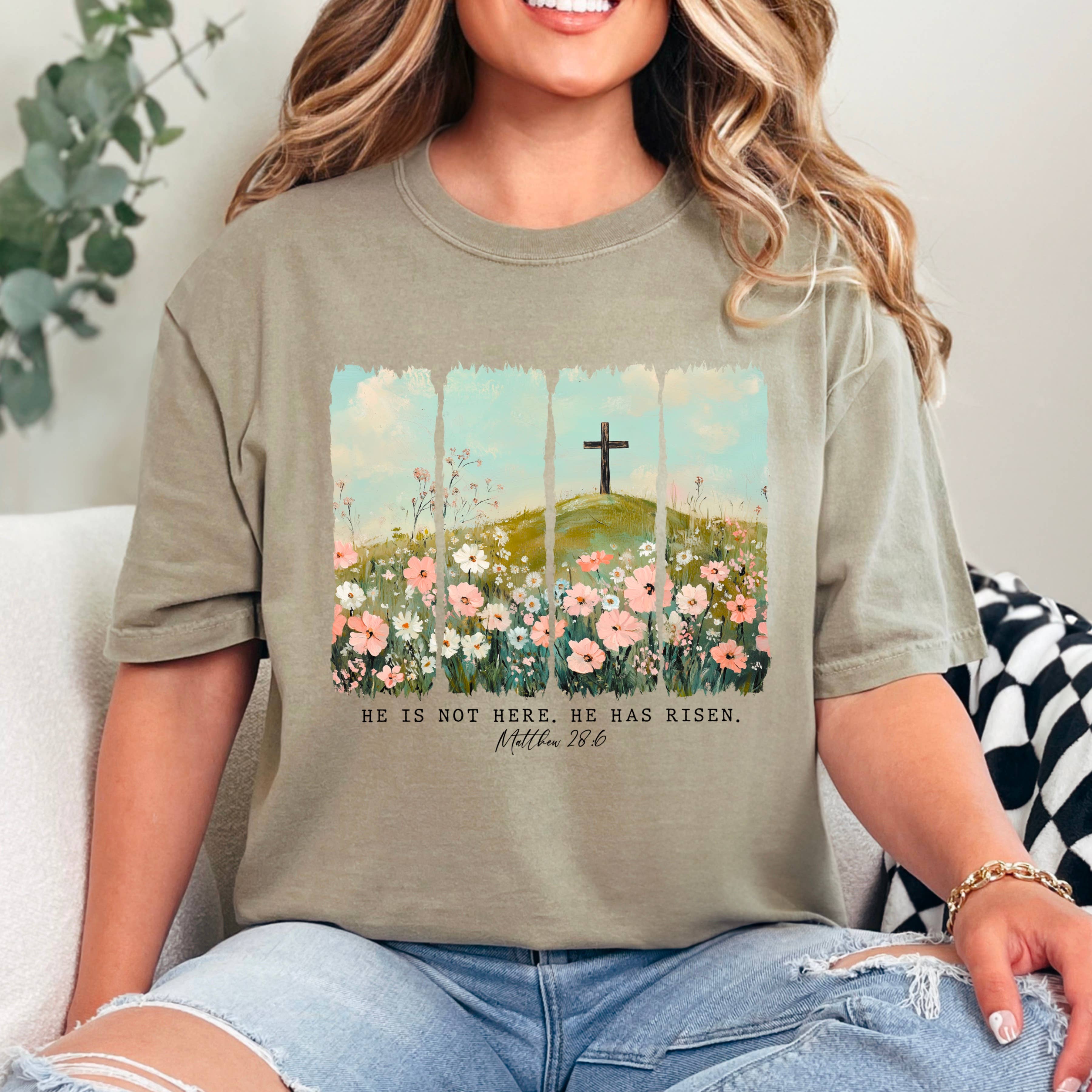 Shoppe SHC – wholesale T-shirt med logga - Dam – Han har uppstått | Påsktröja | Comfort Colors4