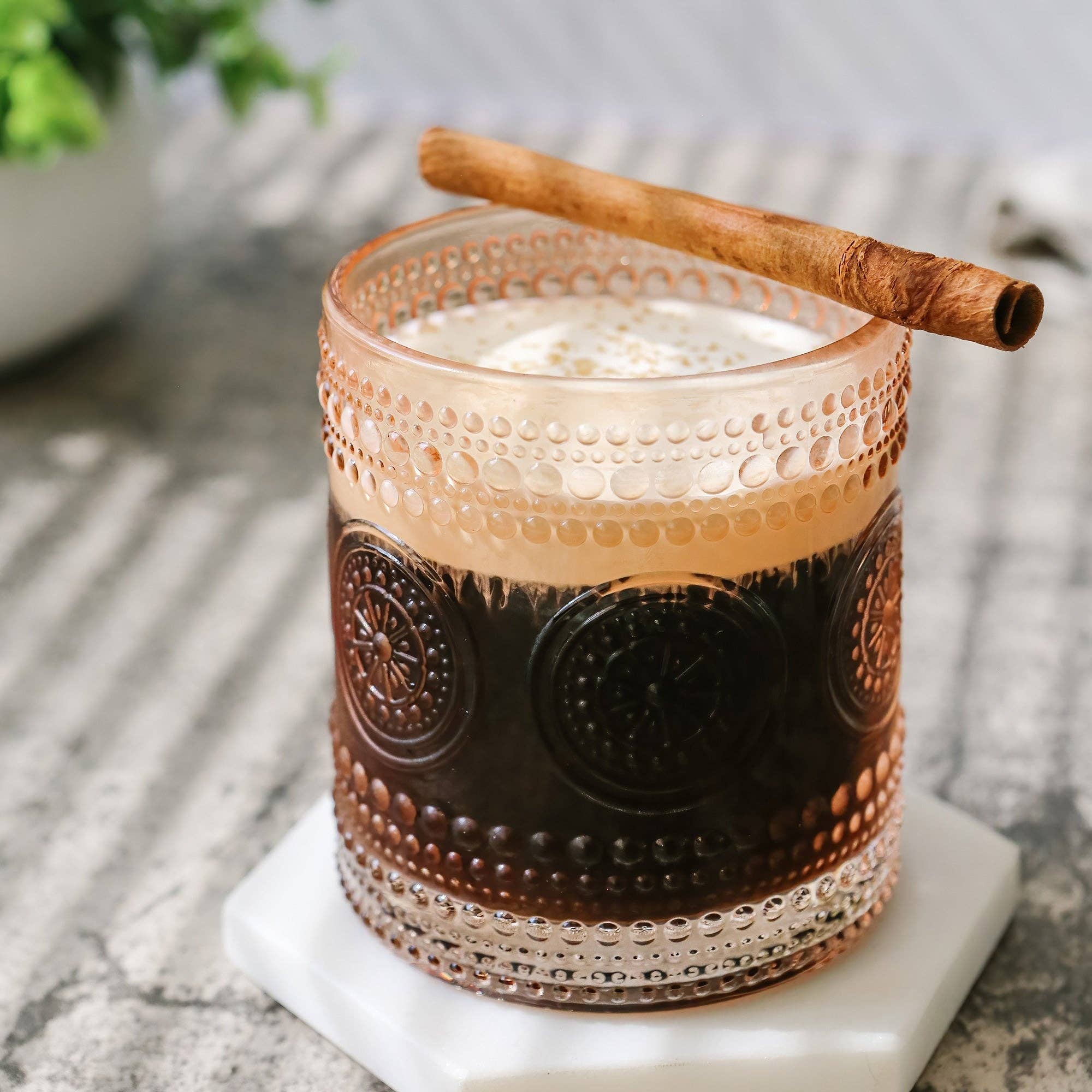 Kate Aspen - Vente Verres à cocktail/alcool - Verres à boire 300 ml en verre vintage rose gold avec motifs floral et perlé (jeu de 6)1