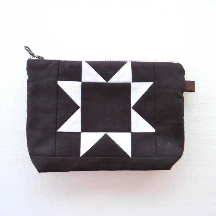 PaperFromHeaven - Wholesale Pouch - Women's - Medium Zipper Bag | Cosmetic Pouch | Sawtooth Star Black1