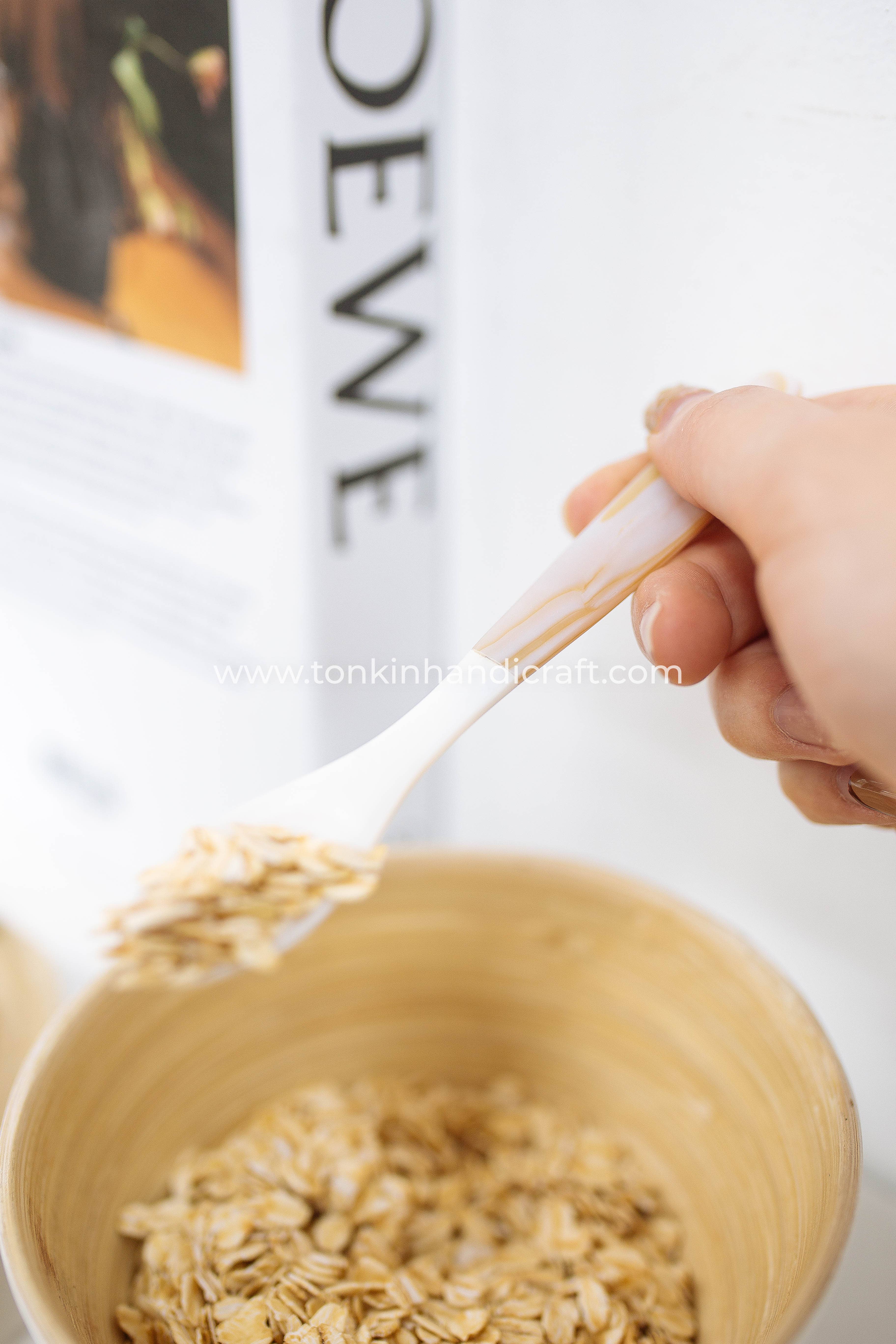 Tonkin Handicraft – wholesale Bordssked (Bestick) – Sked av pärlemorsskal16