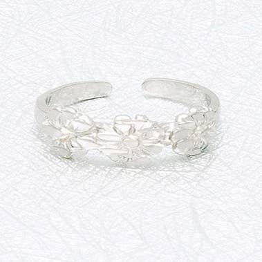 Toe ring with flowers, in silver for wholesale by S&A Fashions