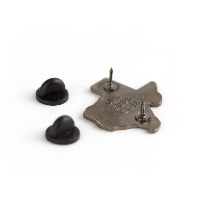 LuxCups Creative - Wholesale Lapel Pin/Button - Texas Tacos Pin1