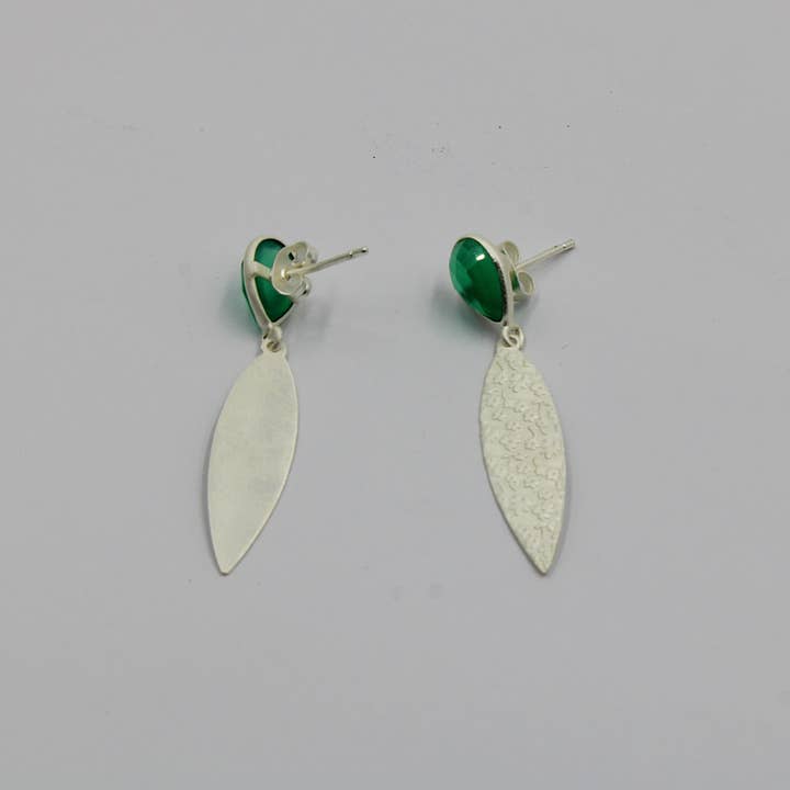 LA MAR - Wholesale Dangle Earrings - Silver-plated earrings with green onyx gemstone5