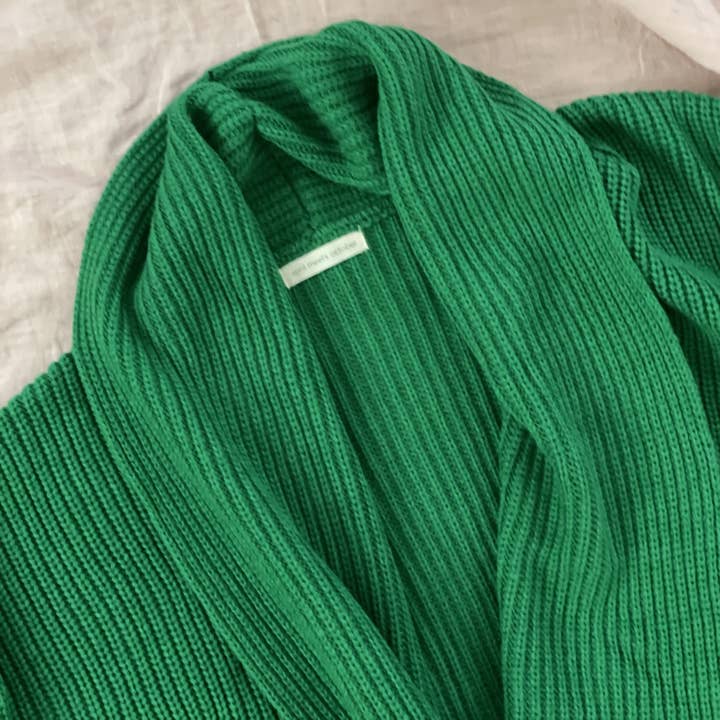 Big Cardigan Kelly Green for wholesale on Faire1