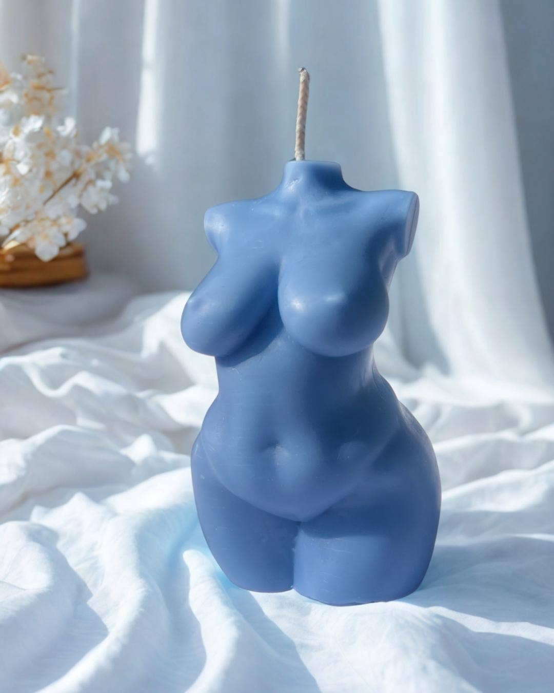 Beauty and the Moon - Wholesale Novelty Candle - Plus Size Goddess Beeswax Female Body Candle1