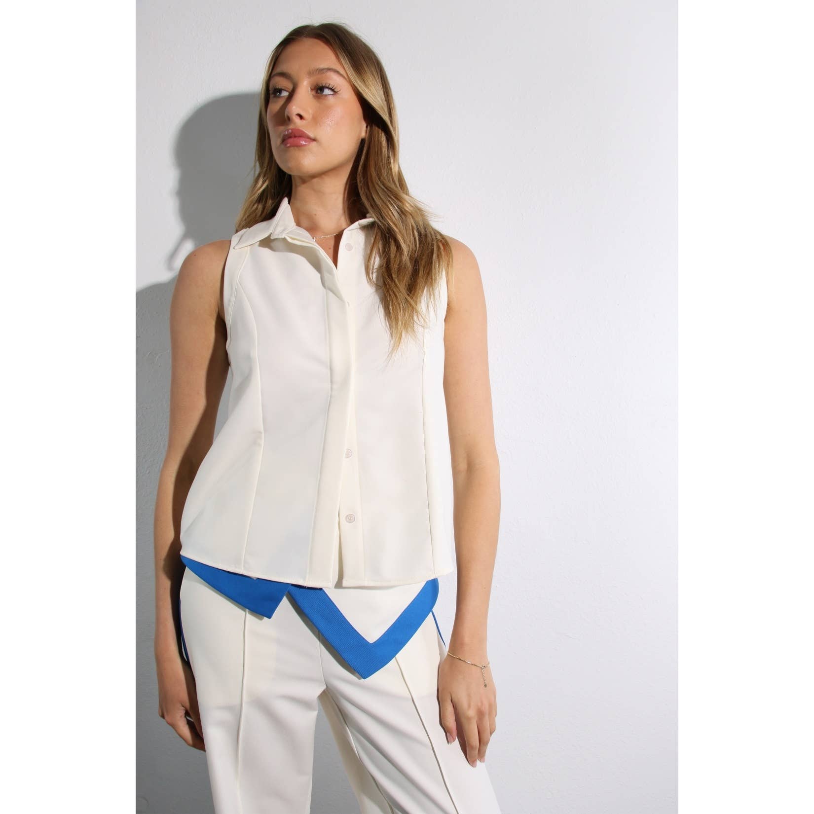 CREMA SET CAMICIE E PANTALONI in vendita all'ingrosso su Faire9