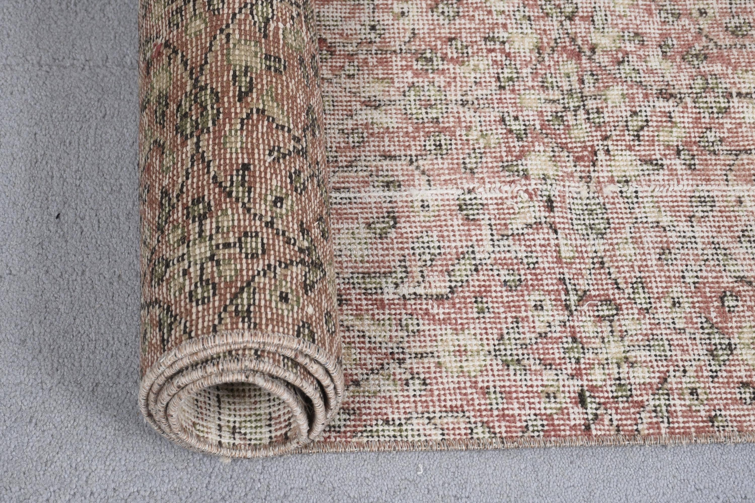 The Loom Wholesale - Wholesale Stair Runner - Vintage Rectangular Wool Rug with Intricate Design7
