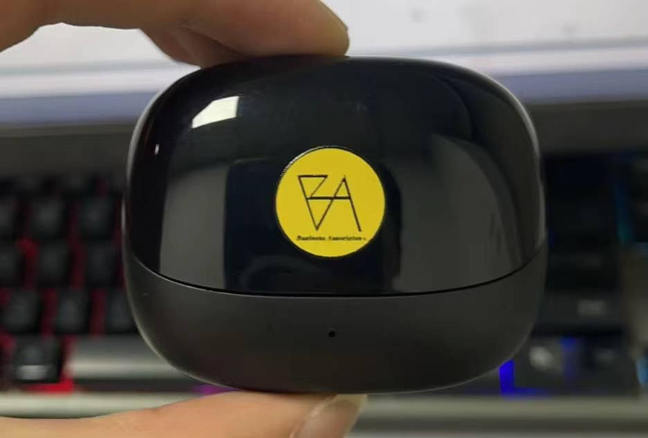 Business Associates LLC - Wholesale Headphones - BA Wireless Headset1