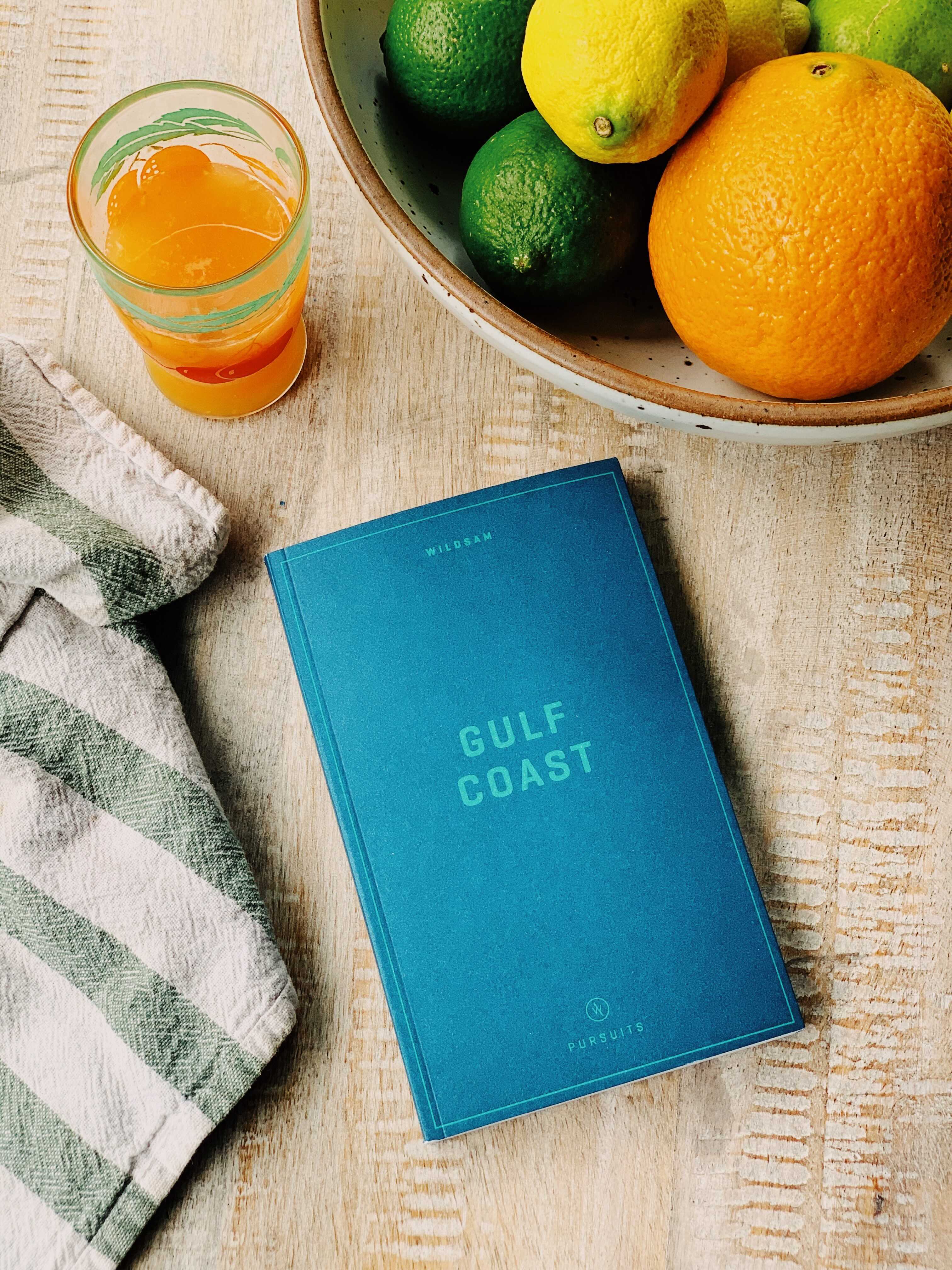 Wildsam Field Guides - Wholesale Nature & Outdoors - Gulf Coast Field Guide Book3