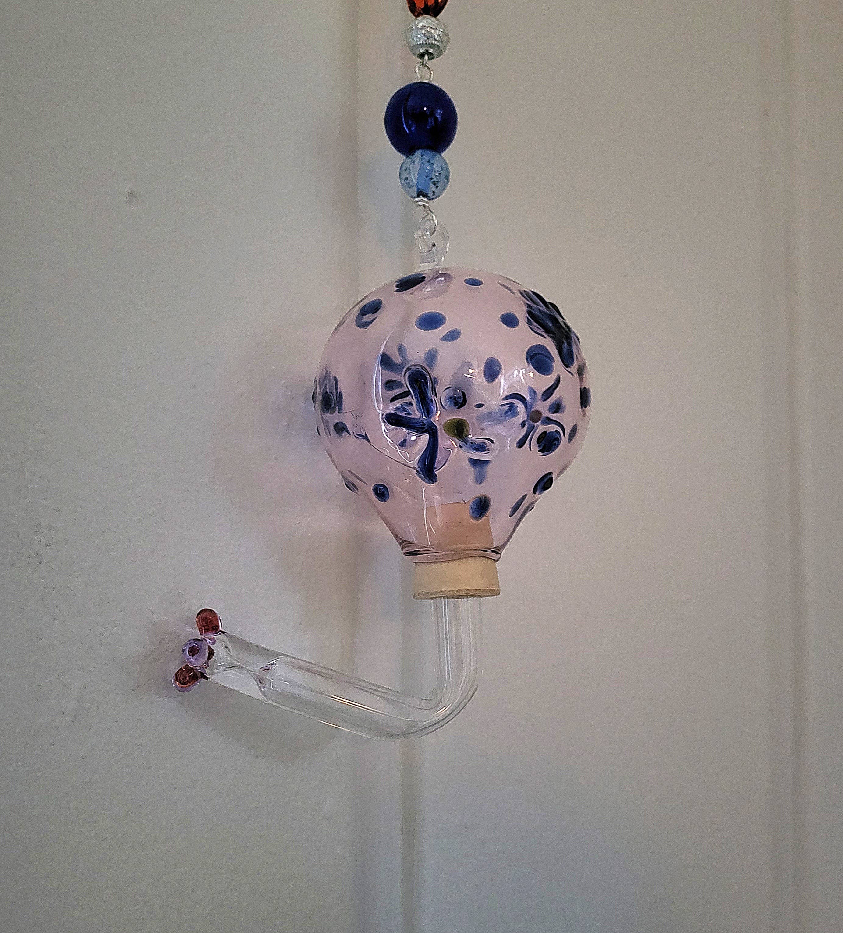 AB Glass Designs - Wholesale Bird Feeder - Blown Glass Hummingbird Feeder5